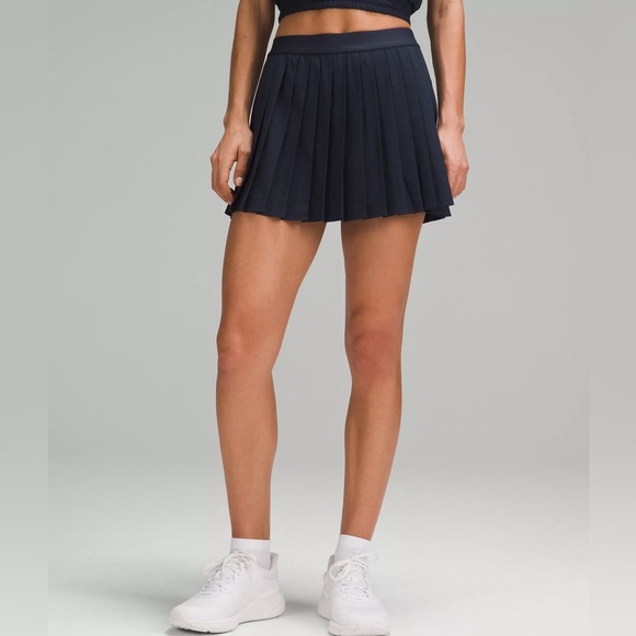 LULULEMON⭐️ ATHLETICA pleat to street skirt II